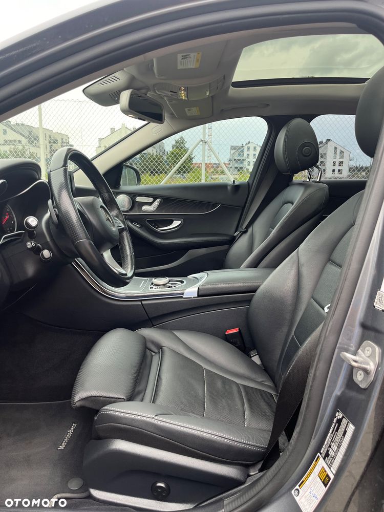 Mercedes-Benz Klasa C 300 7G-TRONIC - 12