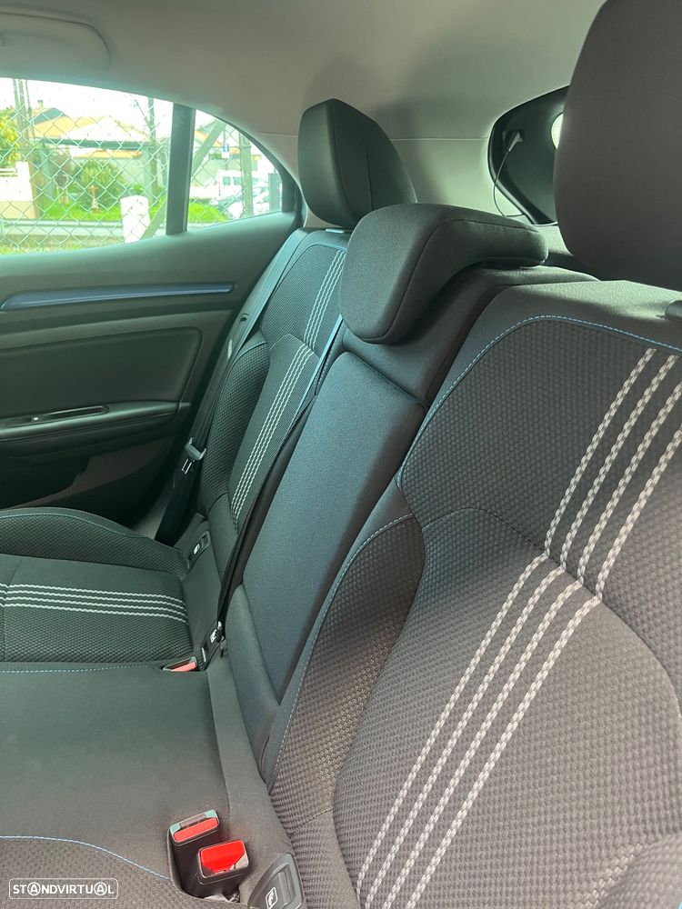 Renault Mégane - 10