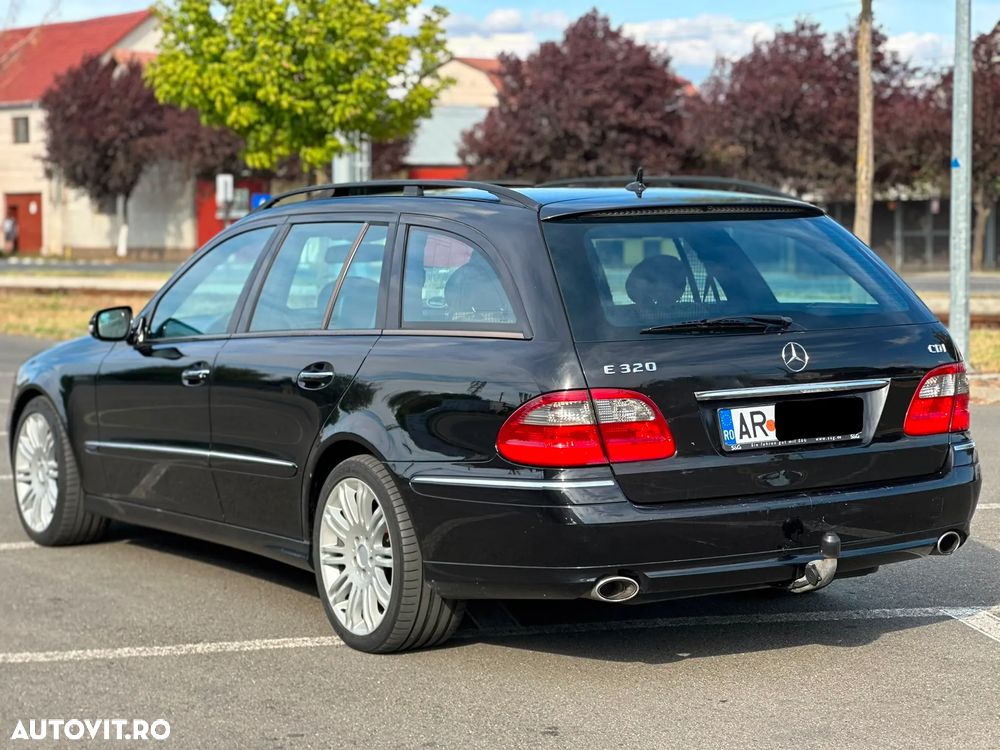 Mercedes-Benz E - 4