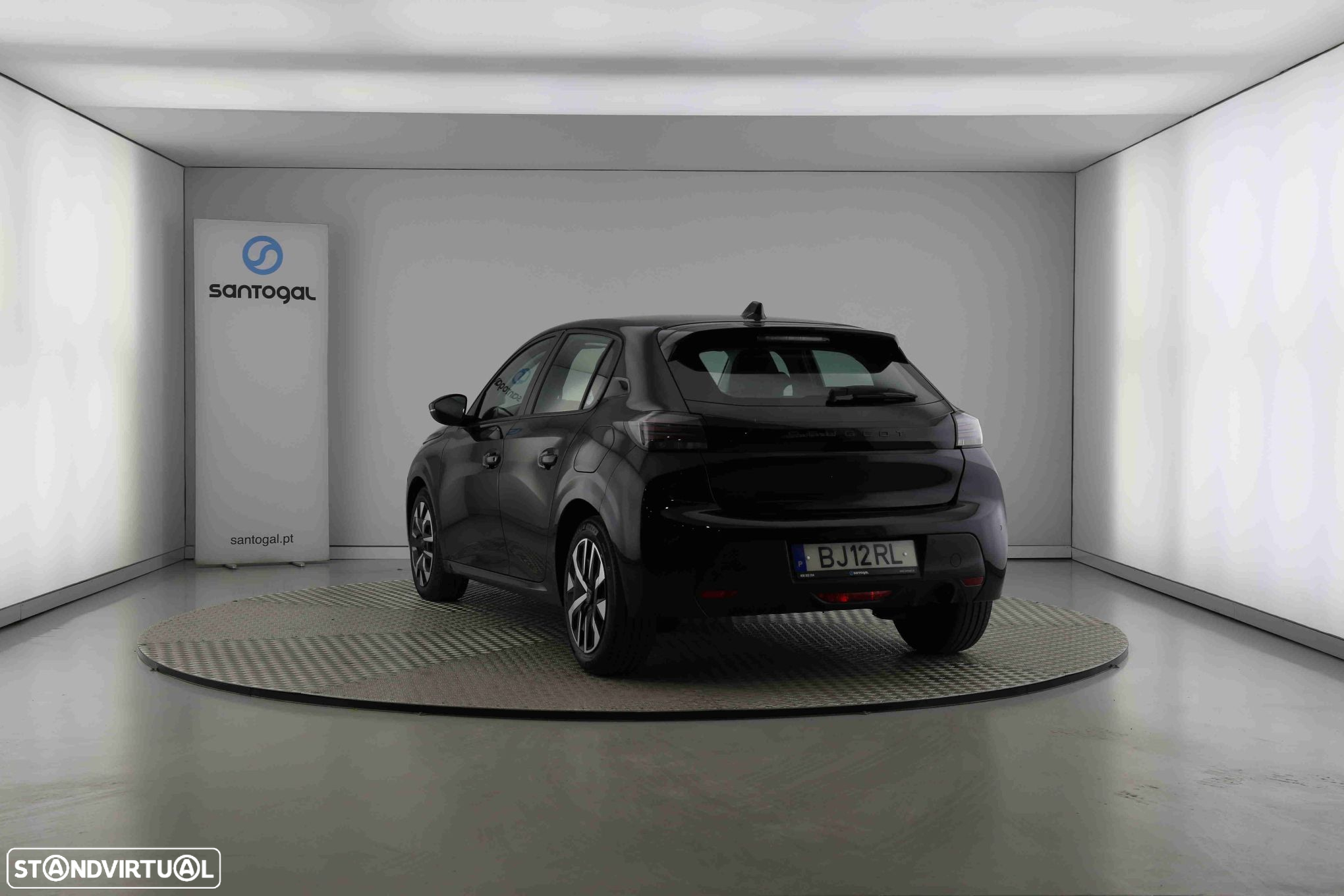Peugeot 208 1.2 PureTech Active - 4