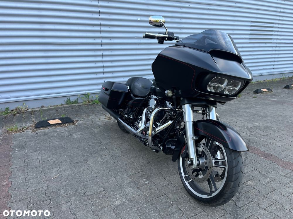 Harley-Davidson Touring Road Glide - 5