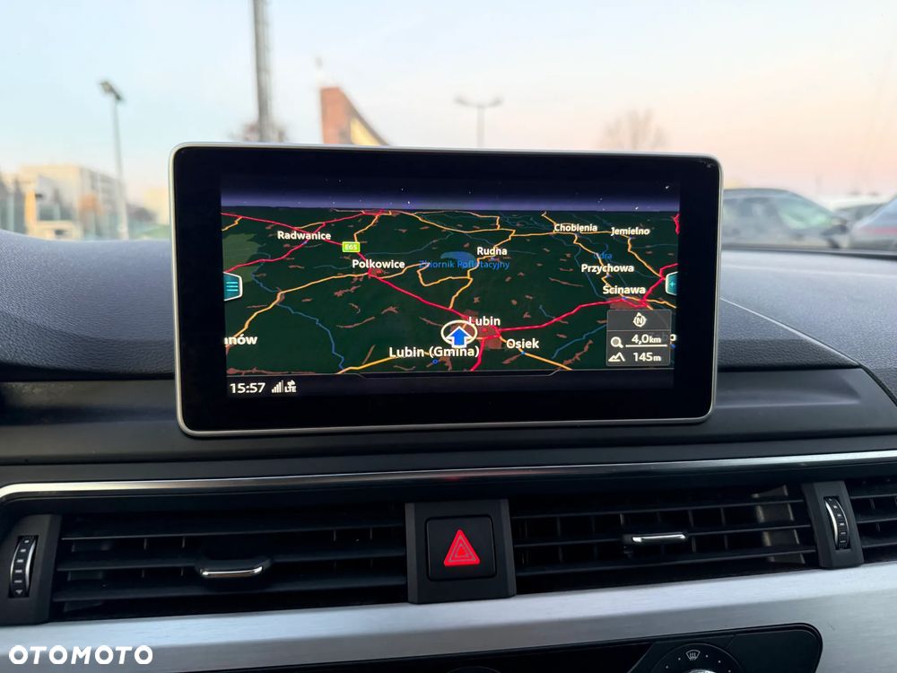 Audi A4 Avant 2.0 TDI ultra S tronic sport - 20