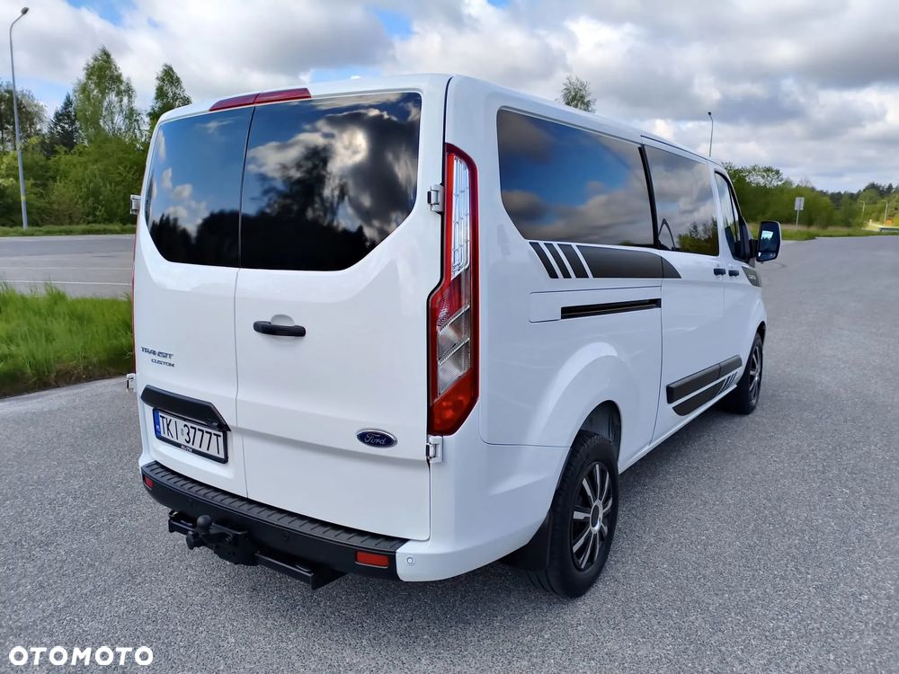 Ford Transit Custom - 11