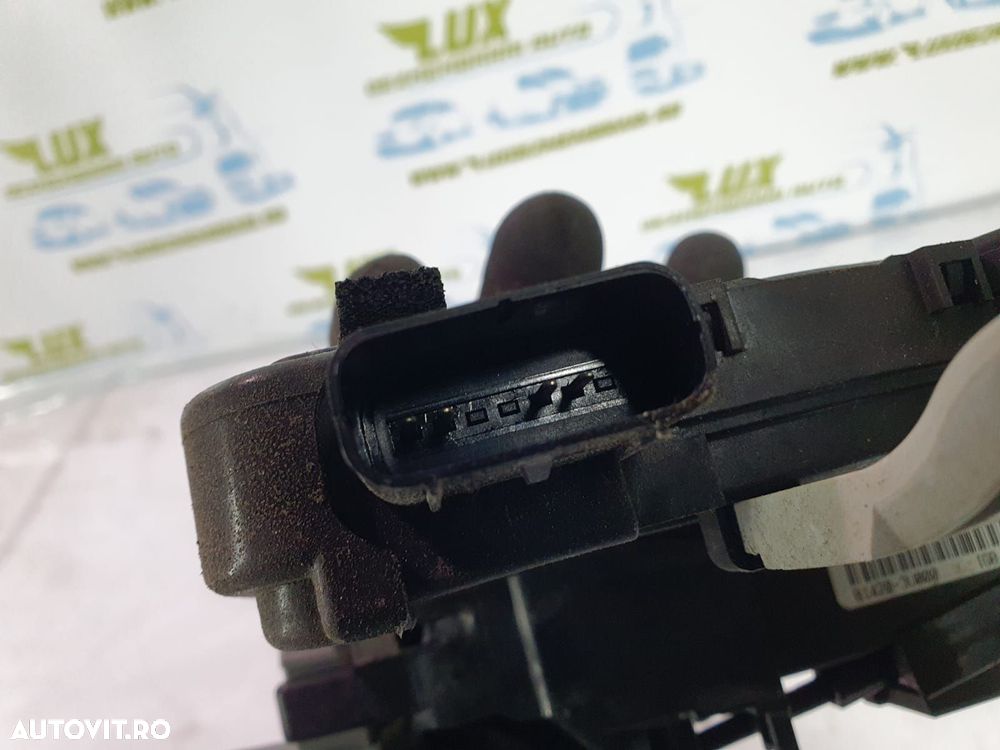 Broasca dreapta spate 81420-3u000 Kia Sportage 3  [din 2010 pana  201 - 3