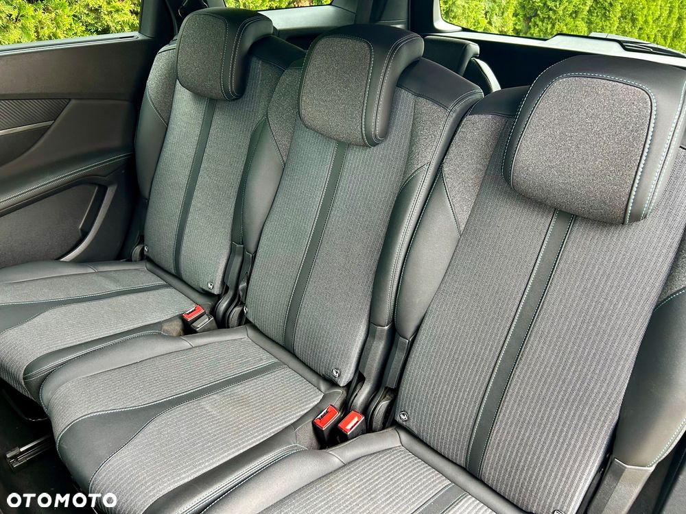 Peugeot 5008 PureTech 130 Stop & Start Allure Pack - 9