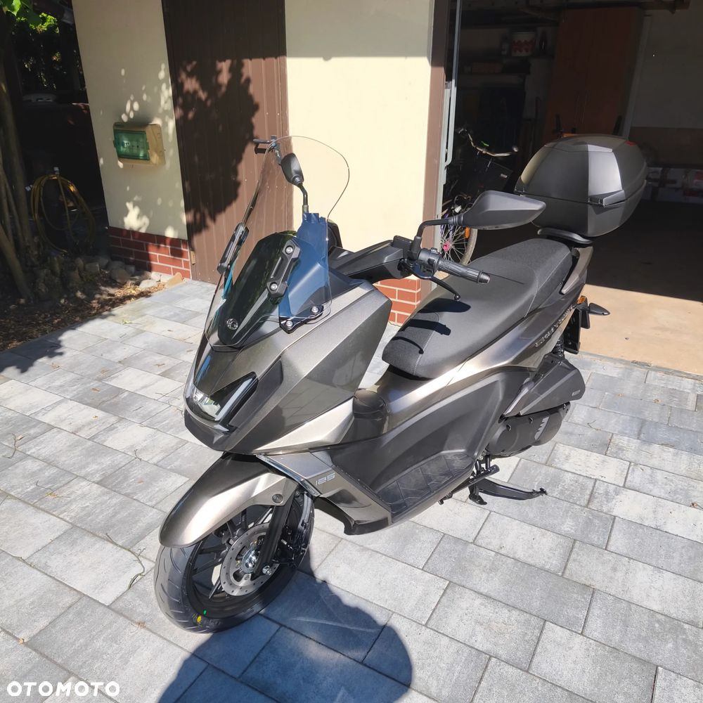 Kymco Skytown - 1
