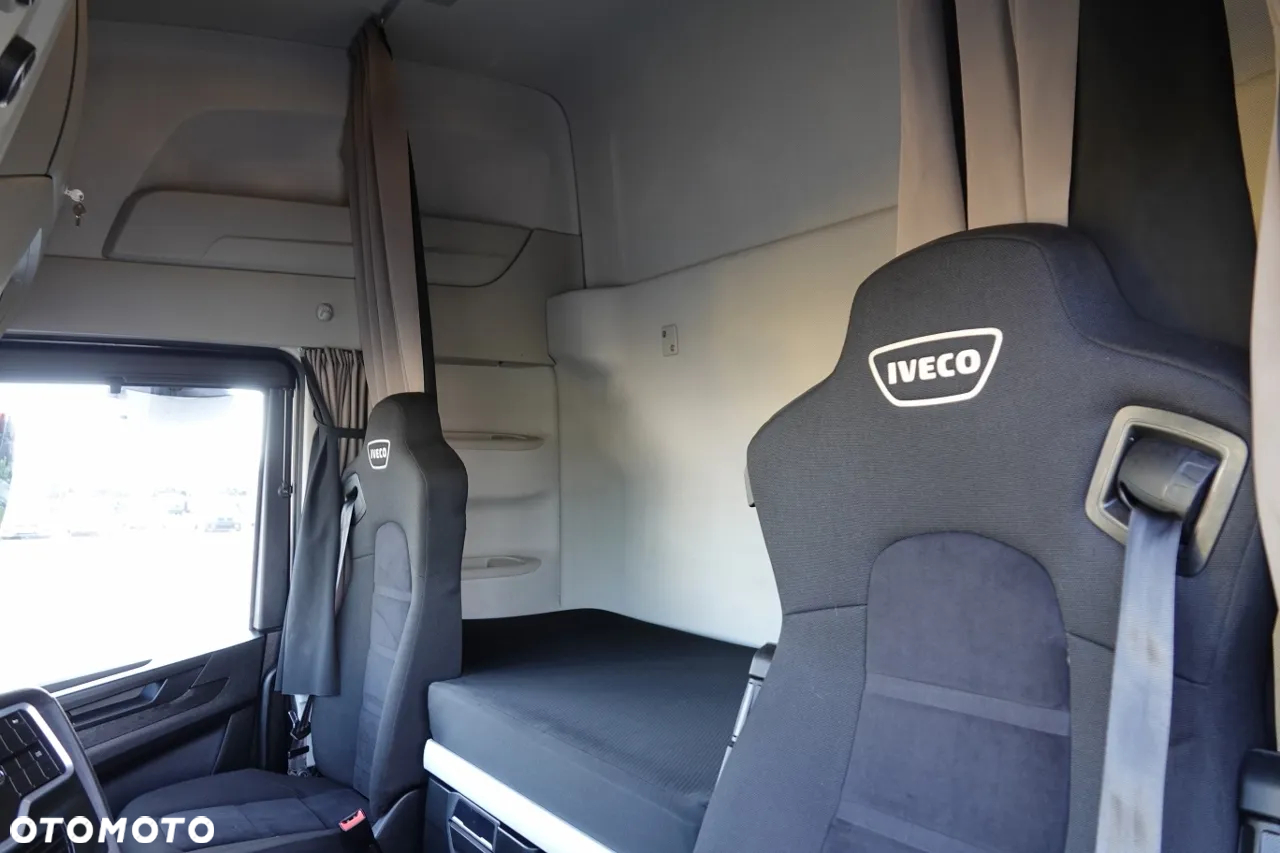 Iveco S-WAY / 530 / RETARDER / KLIMA POSTOJOWA / CAŁA NA PODUSZKACH / OPONY  100% / SPROWADZONY / PO KONTRAKCIE SERWISOWYM - 23