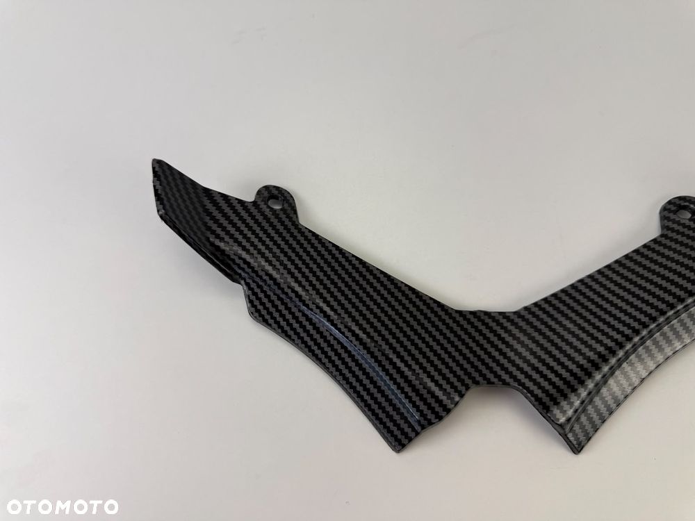 Dolna osłona czaszy Carbon Yamaha MT 125 2020+ - 2