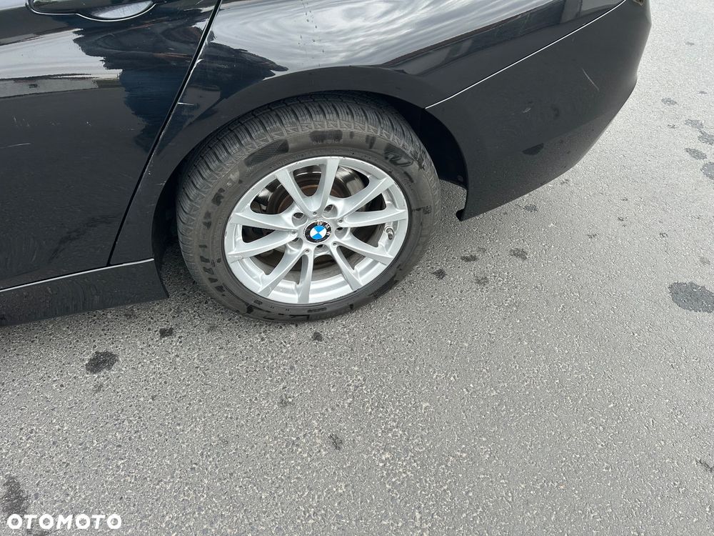 BMW Seria 3 316d - 27