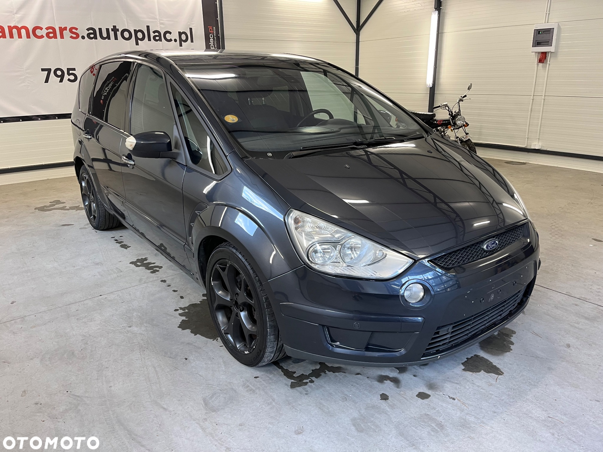 Ford S-Max - 9
