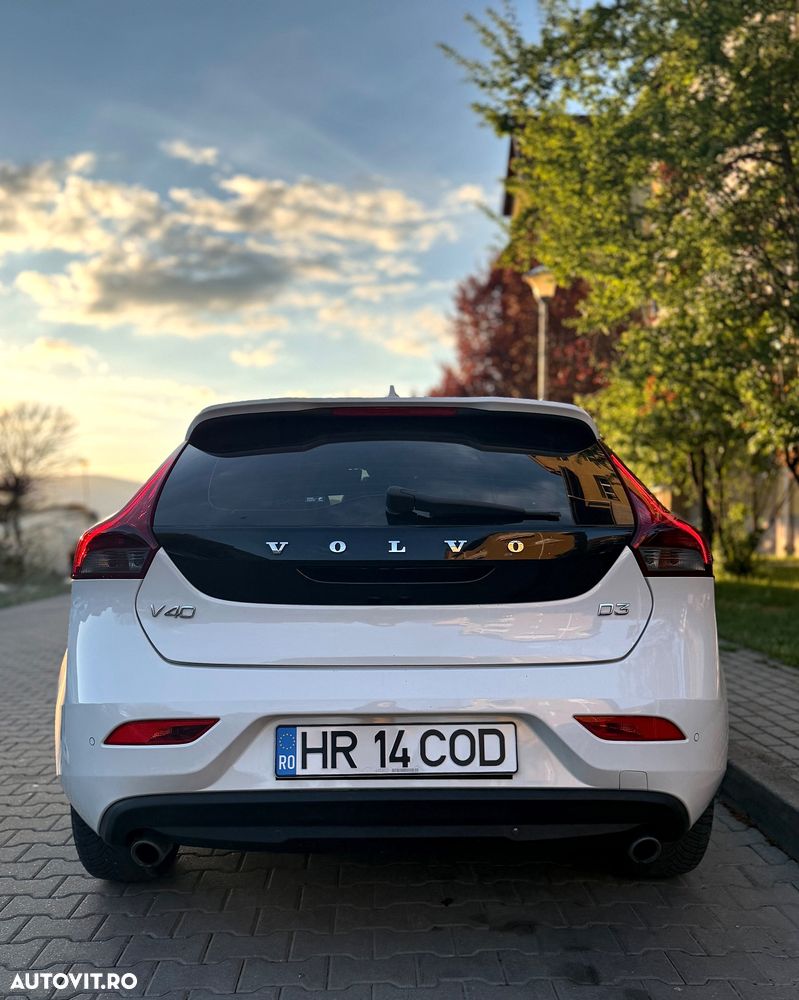 Volvo V40 D3 Aut. Momentum - 5