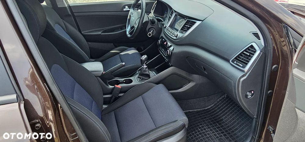 Hyundai Tucson blue 1.6 GDi 2WD Navi - 15