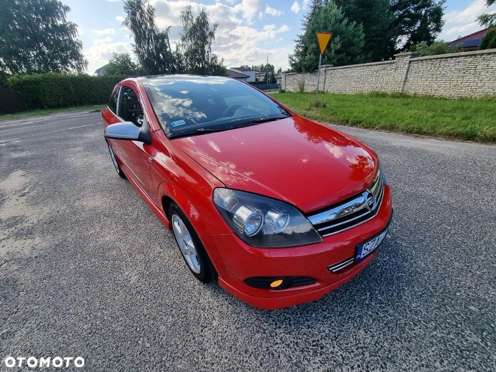 Opel Astra III GTC 1.6 Sport - 4