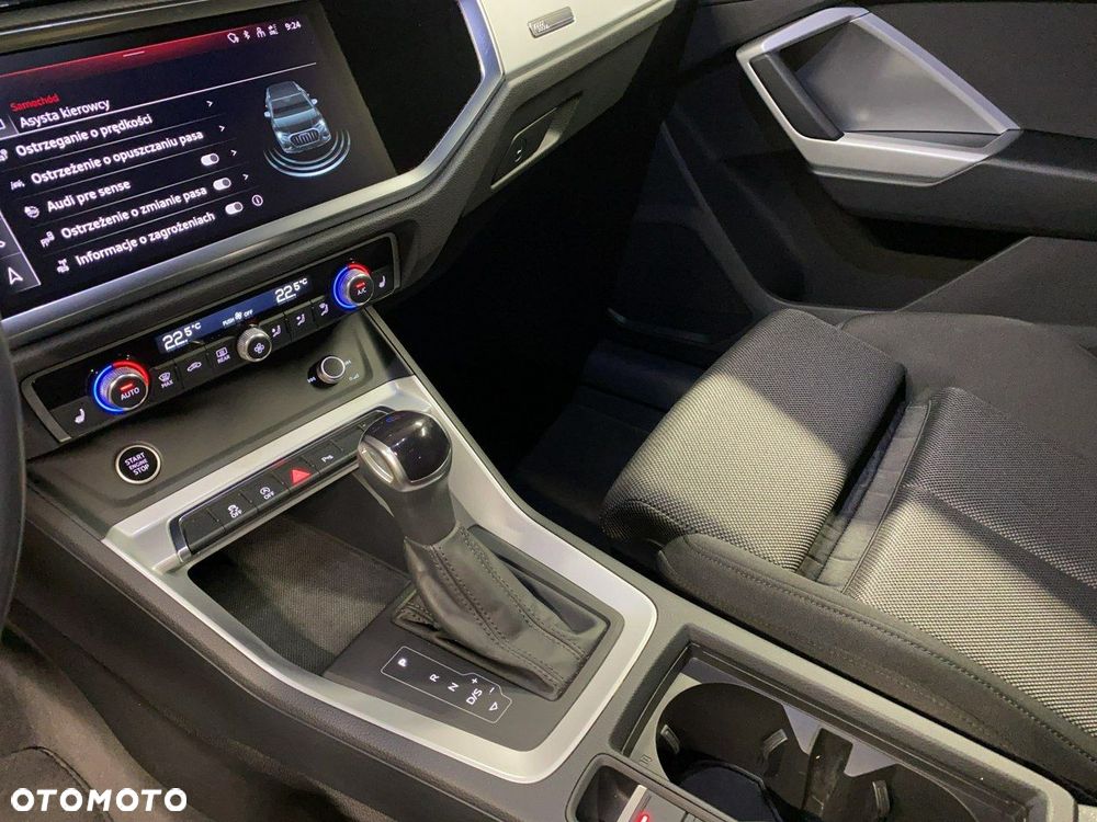 Audi Q3 - 25