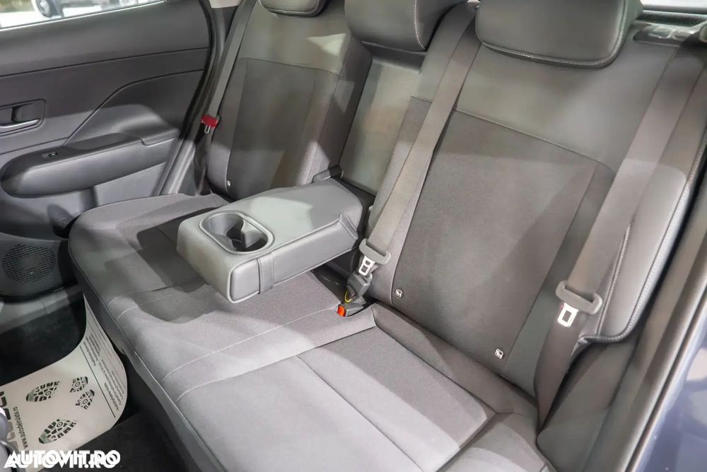 Hyundai KONA - 9