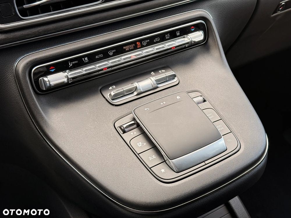 Mercedes-Benz Klasa V 300 d extralang 4Matic 9G-TRONIC Avantgarde - 25