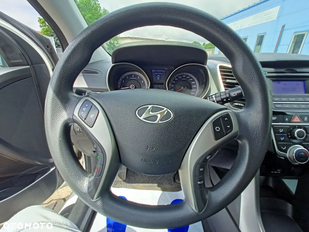 Hyundai i30 1.4 Advantage - 15