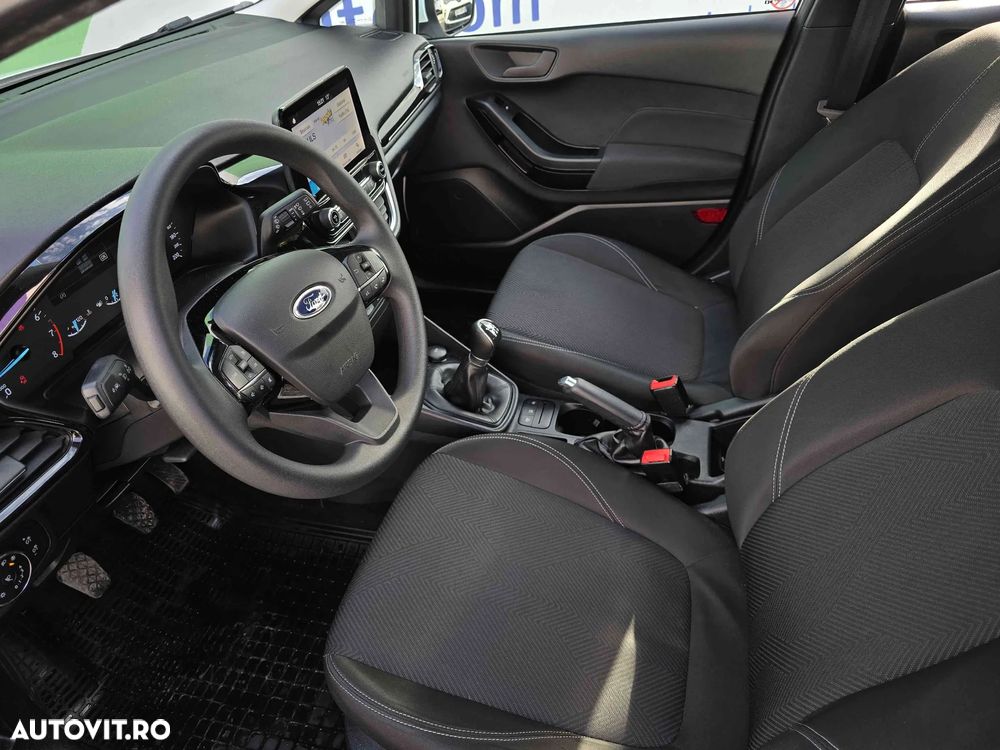 Ford Fiesta - 11