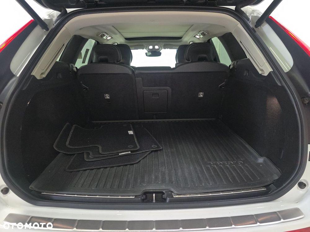 Volvo XC 60 B5 B Geartronic Momentum Pro - 15