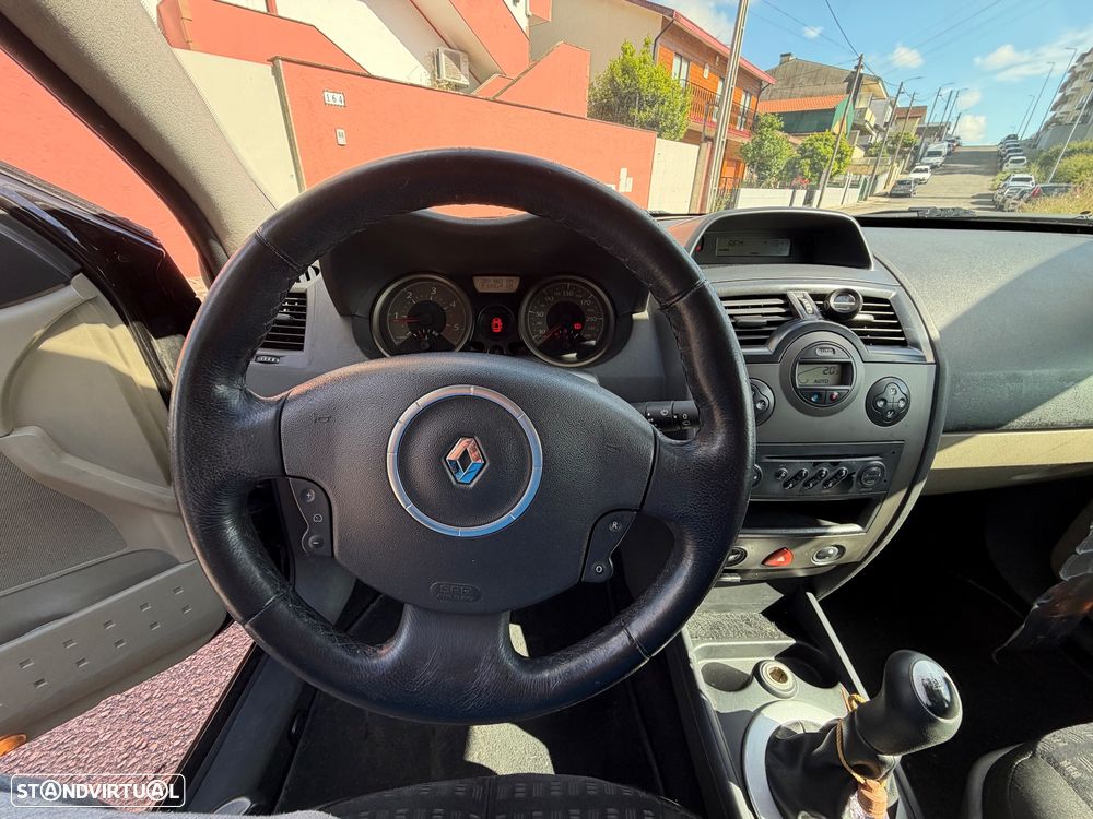 Renault Mégane 1.5 dCi Authentique - 7