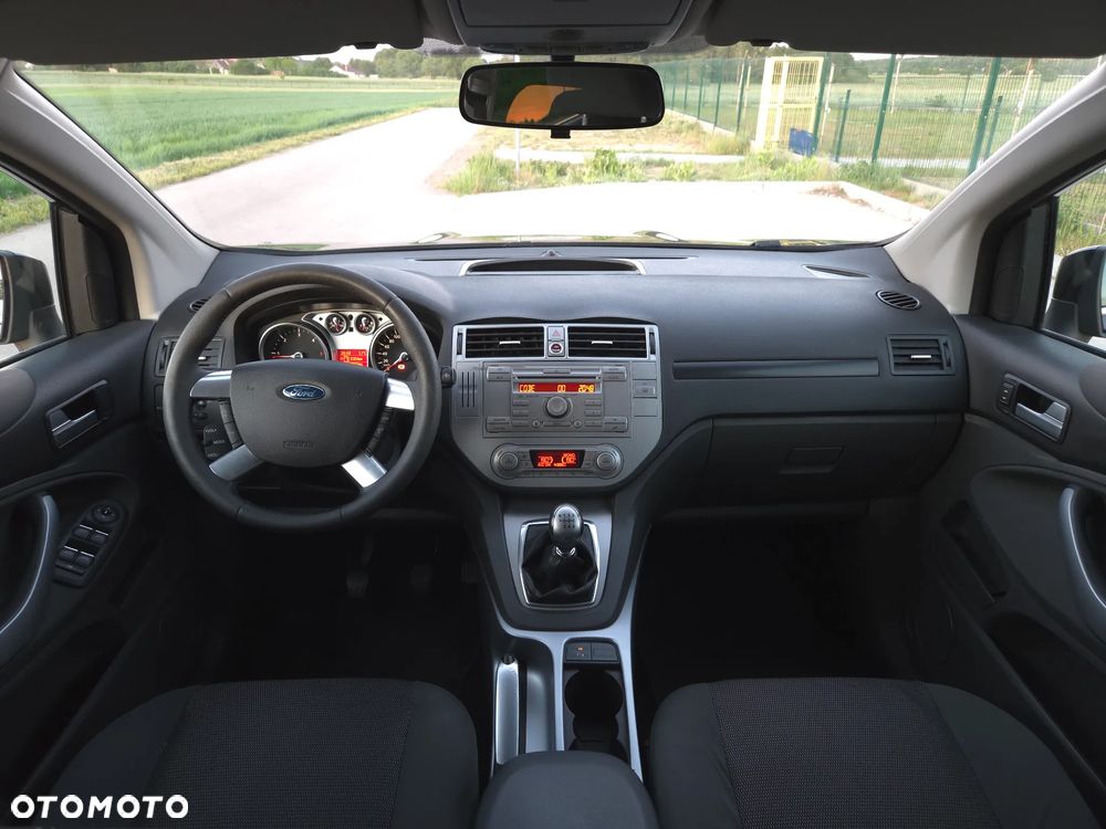 Ford Kuga 2.0 TDCi 2x4 Individual - 14
