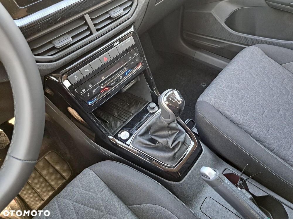 Volkswagen T-Cross 1.0 TSI Life Plus - 19
