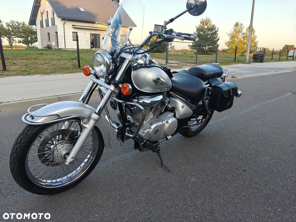 Suzuki Intruder - 5