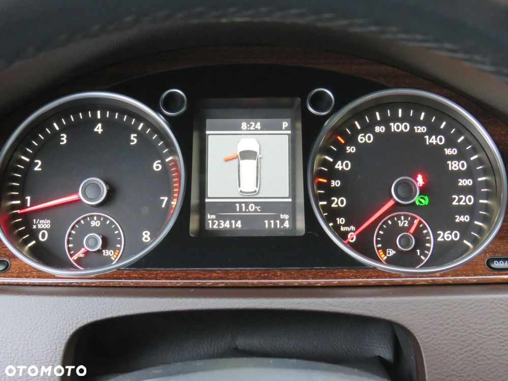 Volkswagen Passat 1.8 TSI Automatik Highline - 22