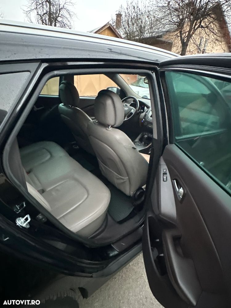 Hyundai ix35 2.0 CRDI 4WD Automatik Style - 9