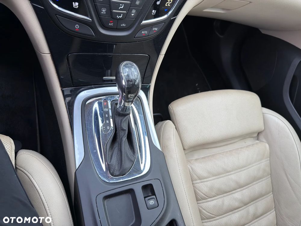 Opel Insignia - 31