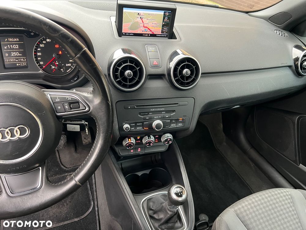 Audi A1 3-drzwiowe 1.6 TDI S line edition - 16