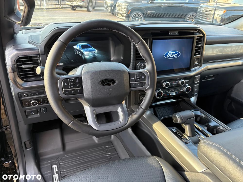 Ford F150 - 24