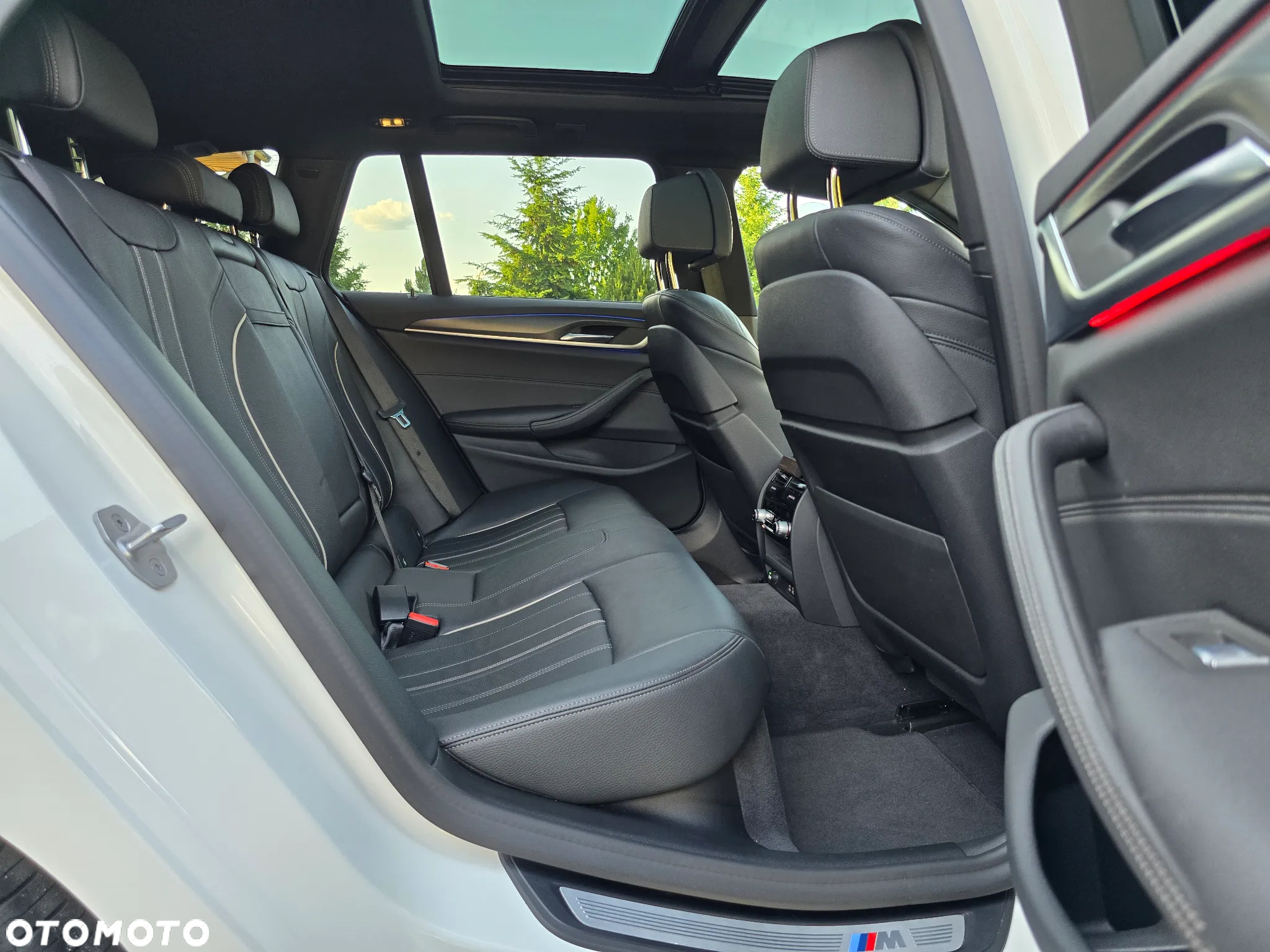 BMW Seria 5 520d xDrive M Sport sport - 26