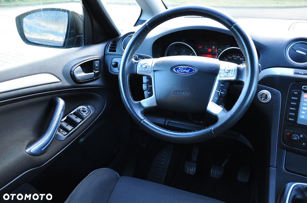 Ford S-Max 2.0 TDCi DPF Titanium X - 35