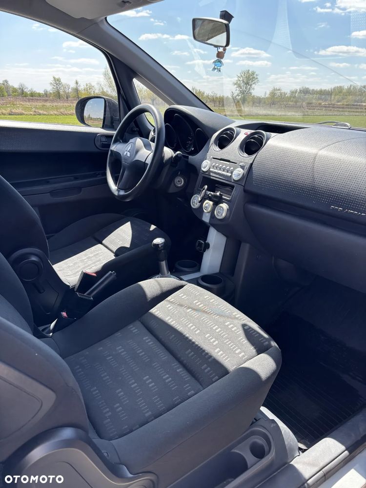 Mitsubishi Colt 1.1 Inform - 12
