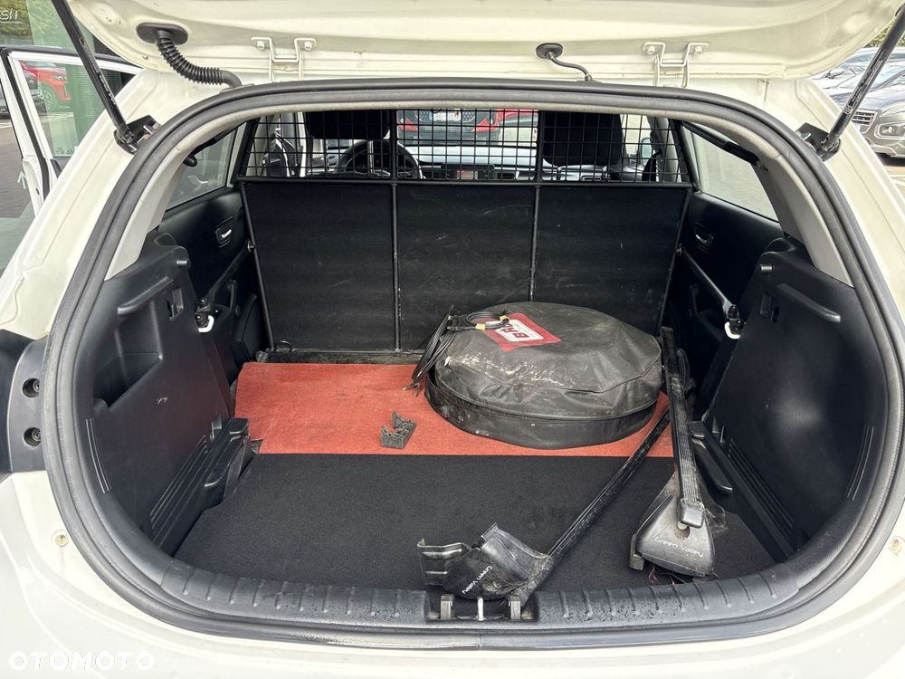 Kia Rio 1.2 M - 17