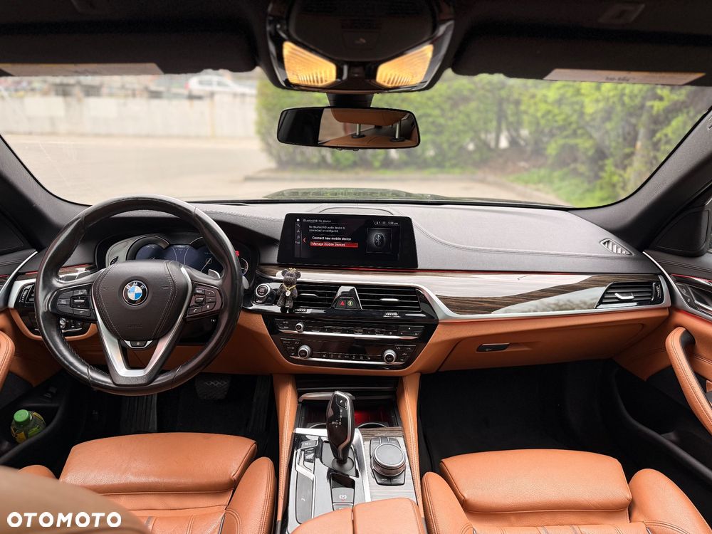 BMW Seria 5 540i xDrive Sport Line - 9