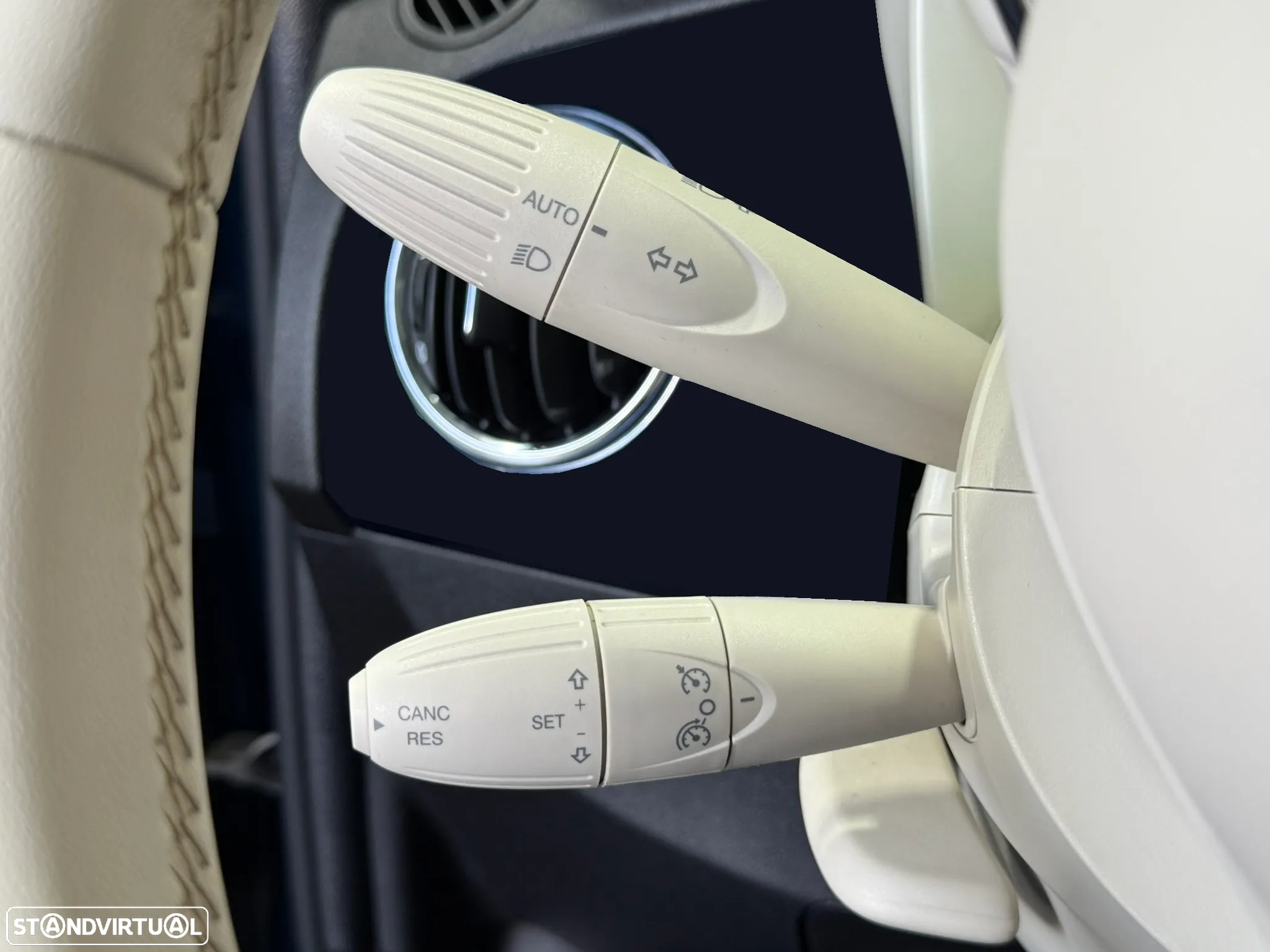 Fiat 500 1.0 Hybrid Lounge - 21