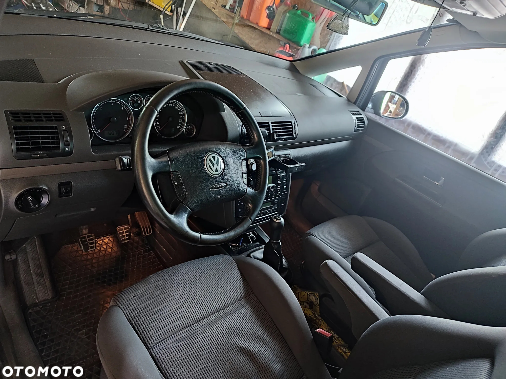 Volkswagen Sharan 1.9 TDI 4Motion Comfortline - 7