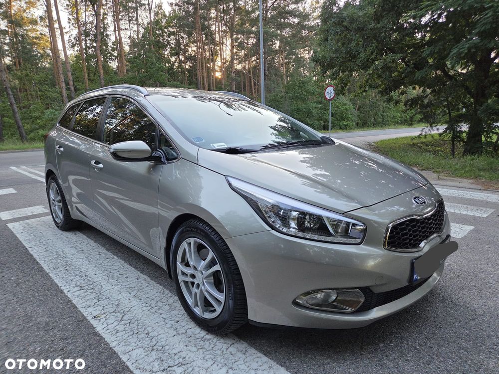 Kia Ceed 1.6 GDI L DCT - 1