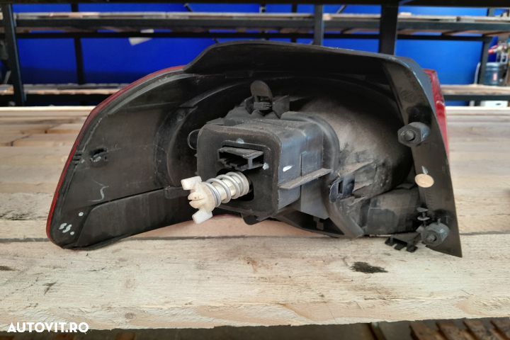 Lampa / Tripla stop dreapta pe aripa Volkswagen VW Golf 6 [2008 - 201 - 3