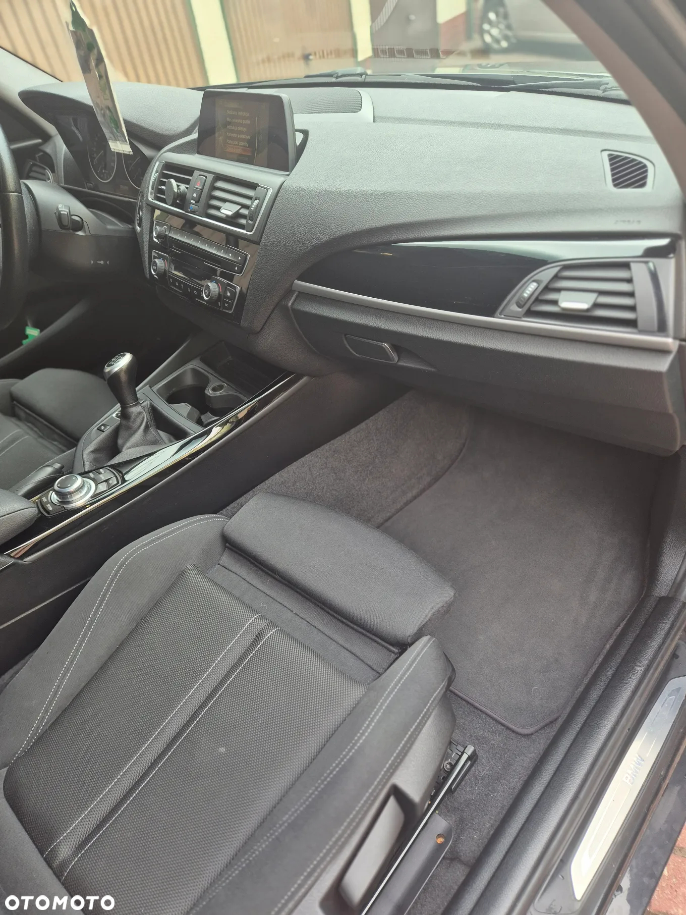 BMW Seria 1 118d Sport Line - 9