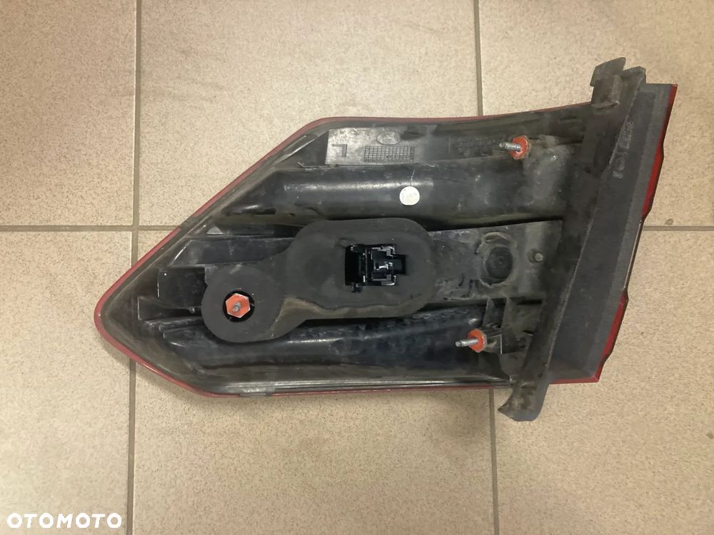 Lampa tył prawa w błotnik MERCEDES-BENZ E-KLASA W212 kombi - 2