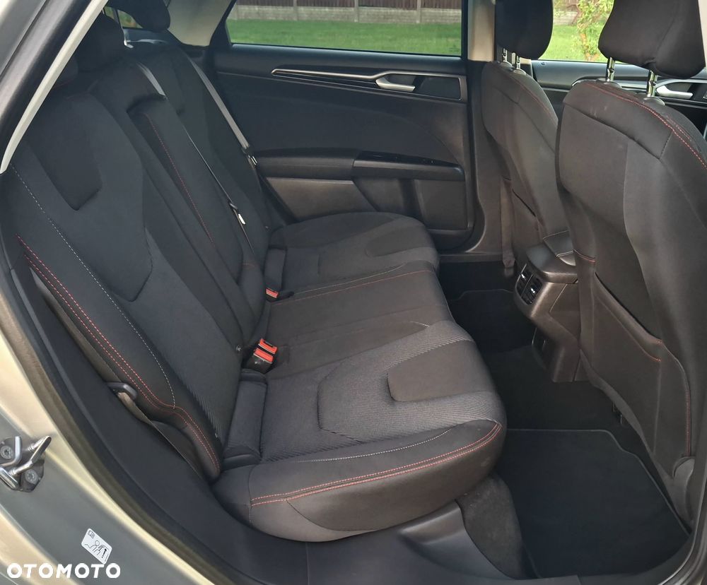 Ford Mondeo 2.0 EcoBlue ST-Line - 22