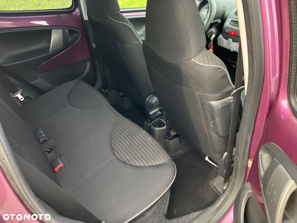 Peugeot 107 - 14