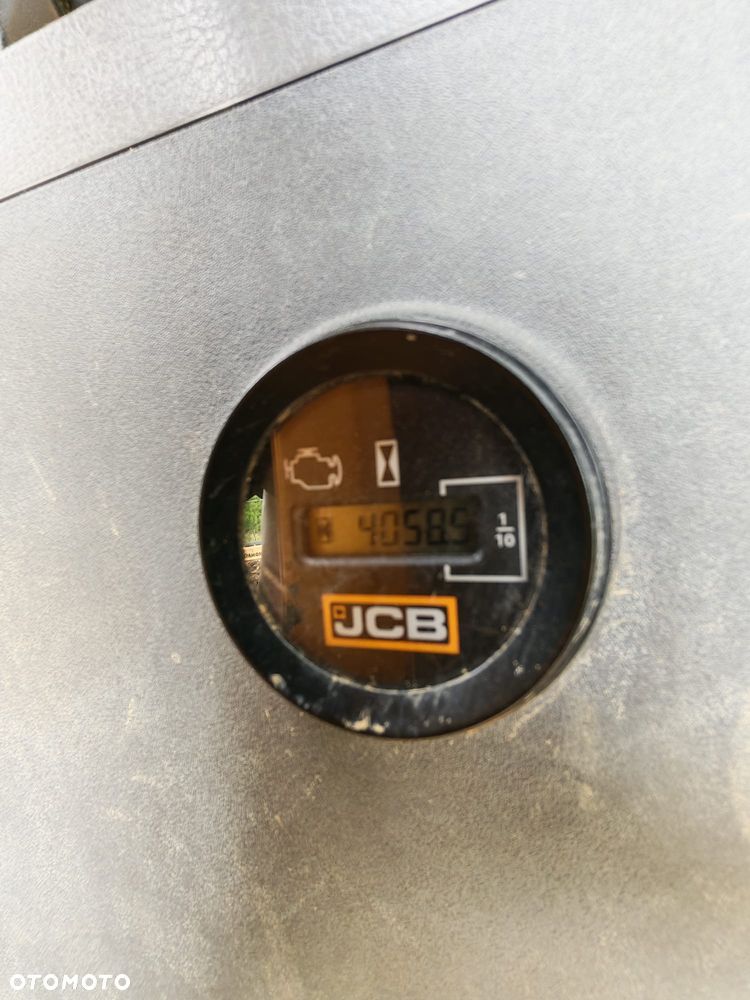 JCB 220 XLC IDEALNA - 21