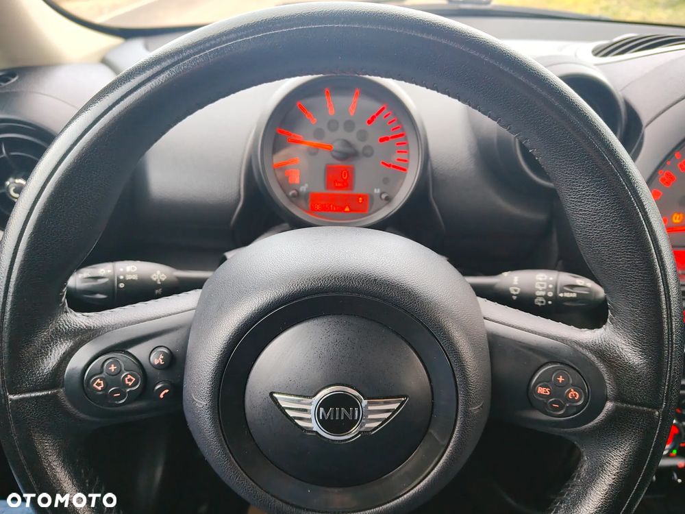 MINI Countryman Cooper D - 16