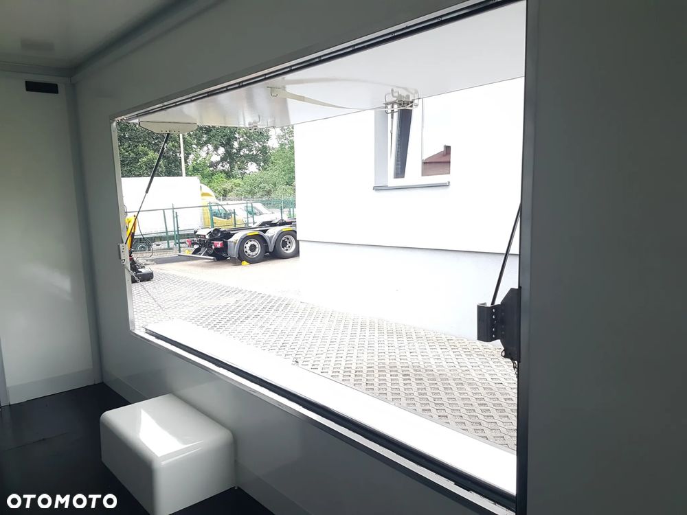 Iveco DAILY SKLEP FOODTRUCK BAR KONTENER NISKOPODŁOGOWY 4,44x2,23x2,42 KLIMA 35S14 DMC 3500KG - 23