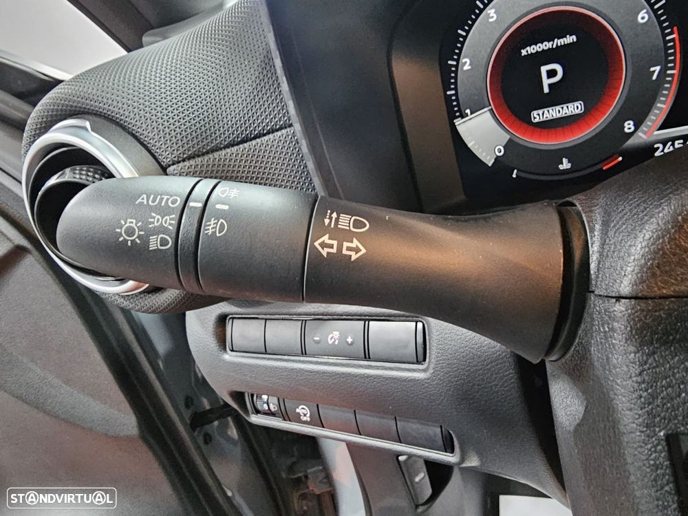 Nissan Juke 1.0 DIG-T N-Connecta NAV. DCT - 16