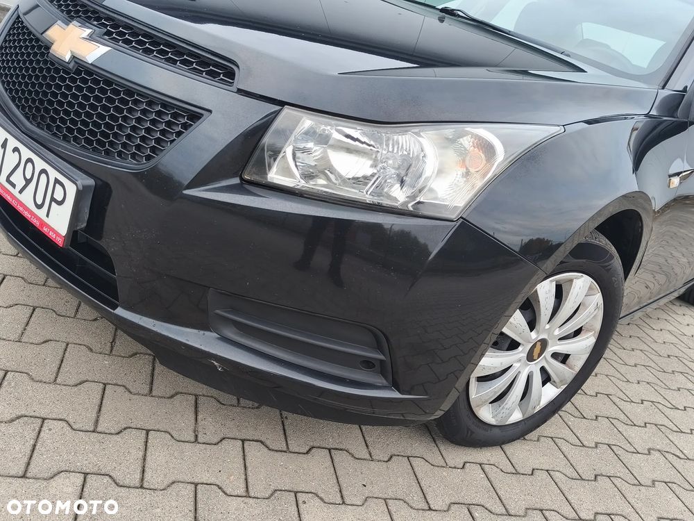 Chevrolet Cruze - 13